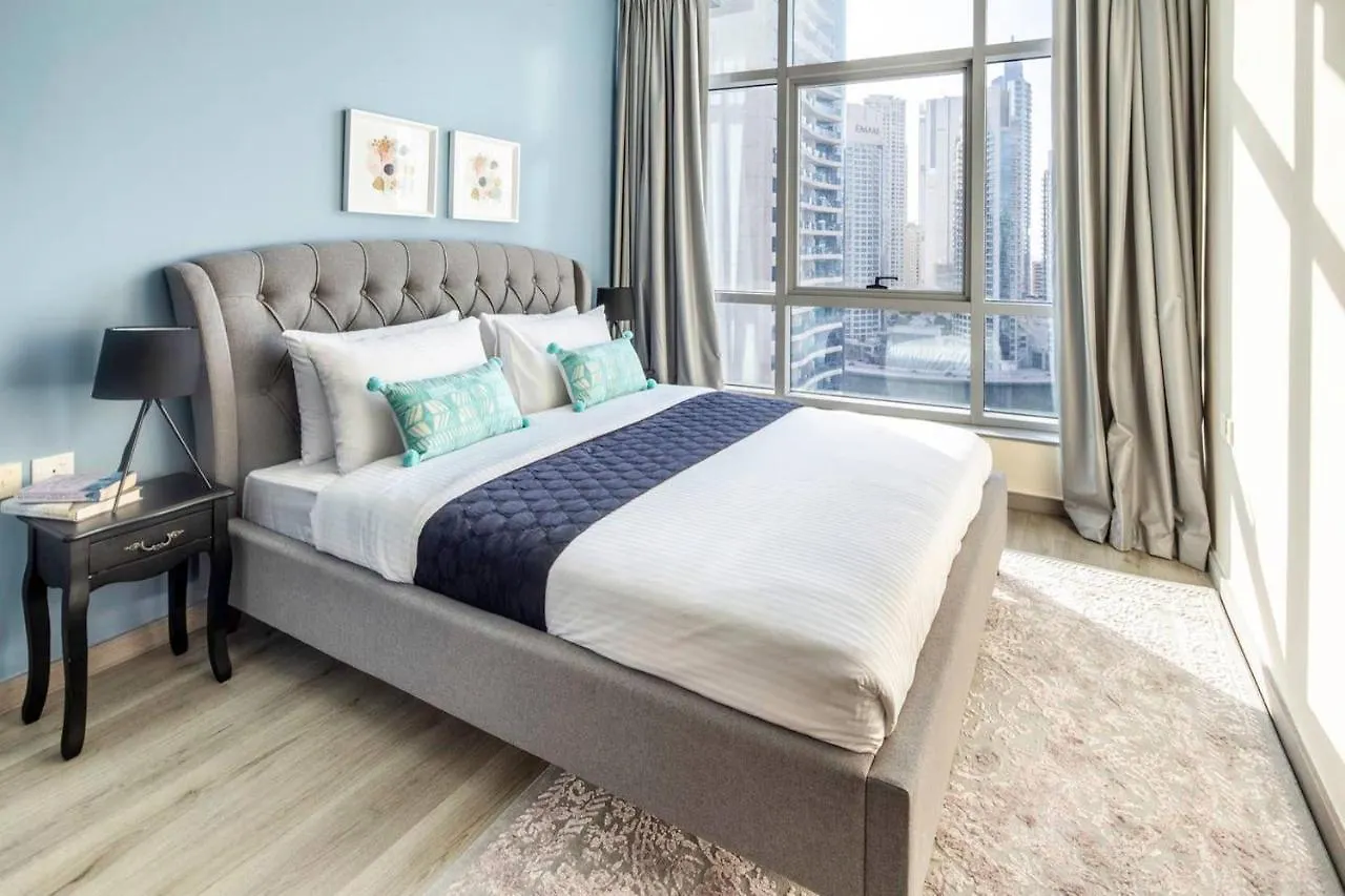 Frank Porter - Marina Diamond 4 Apartment Dubai