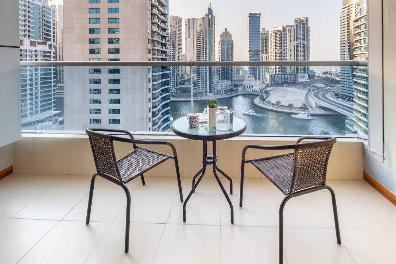 Frank Porter - Marina Diamond 4 Apartment Dubai